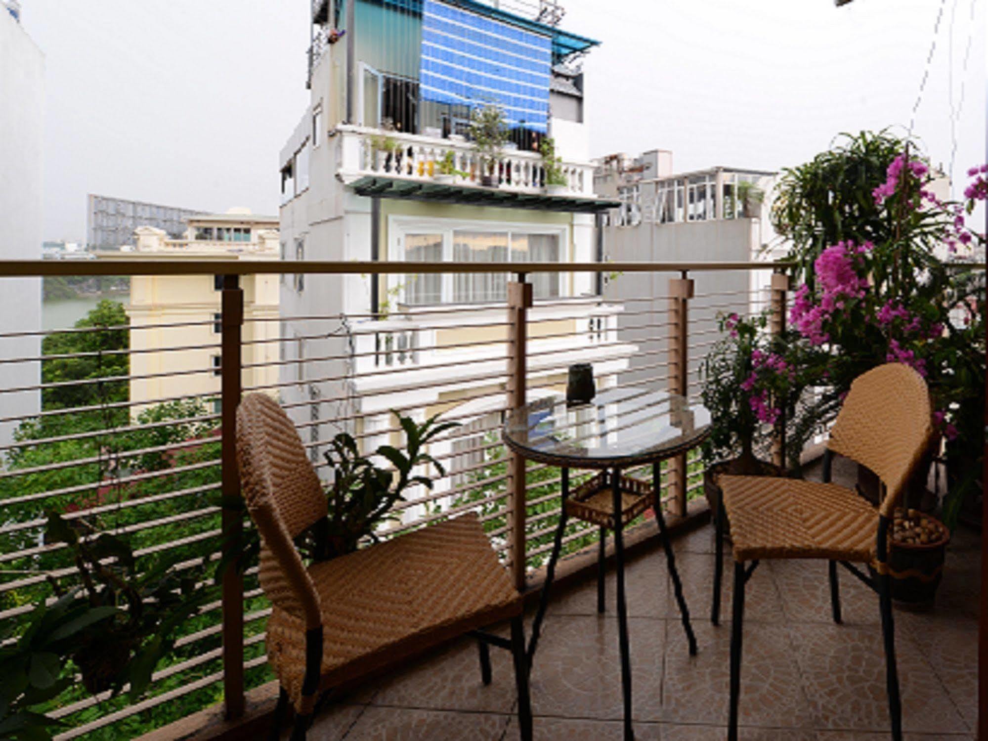 Artisan Boutique Hotel Hanoi Exterior photo